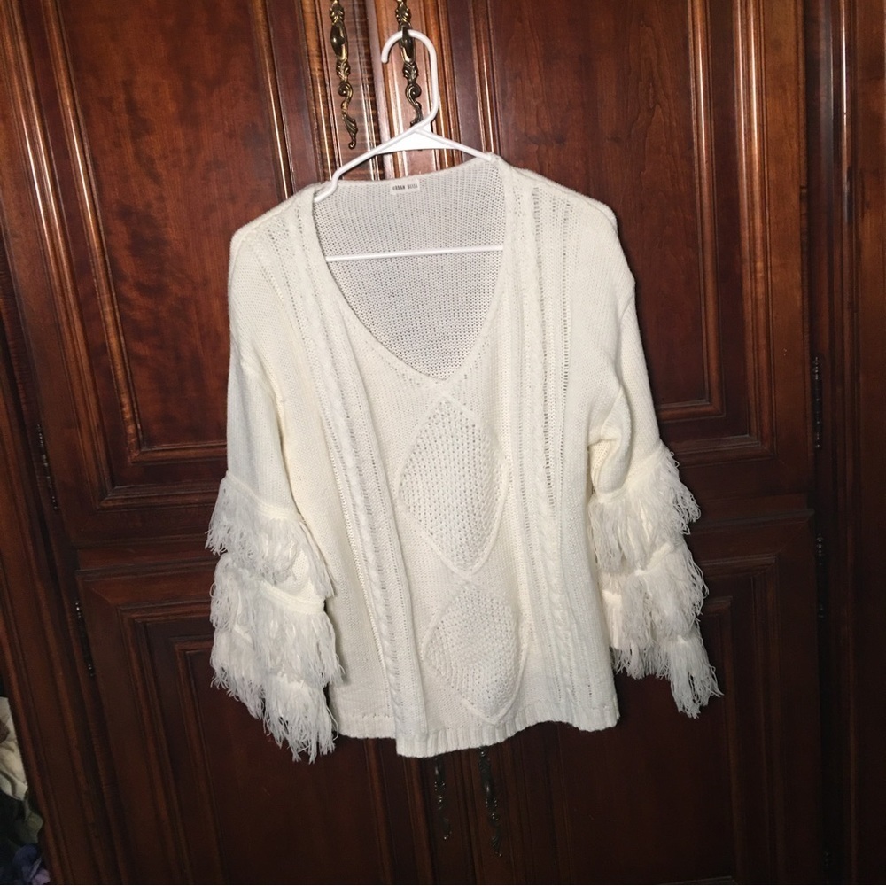 Urban Bliss Fringe sleeves Sweater with V Neck White Cream Oversized Size Small
